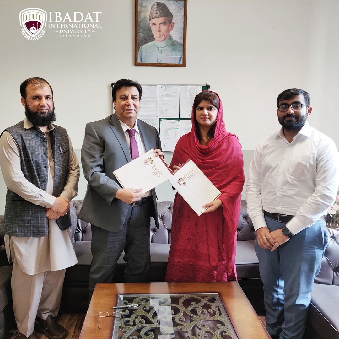 MoU Signed Between IIUI and Chughtai Lab